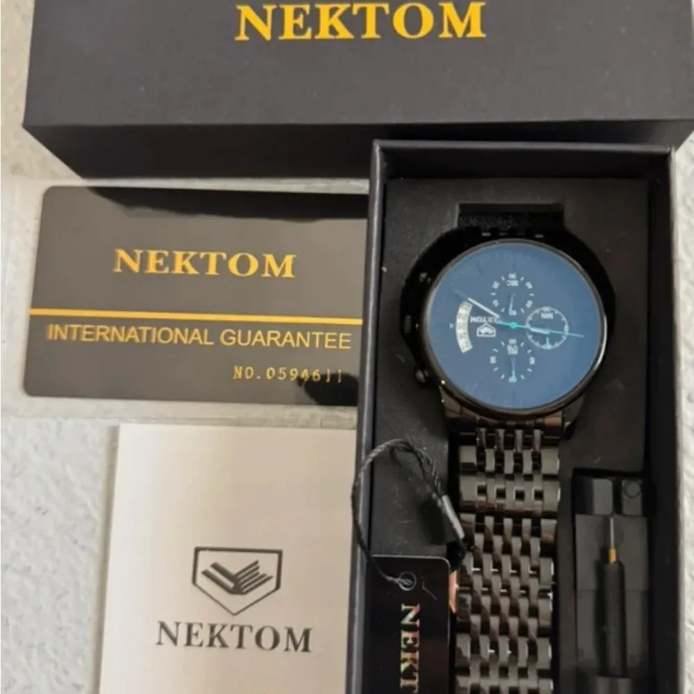 Nektom men's stainless steel quartz chronograph watch